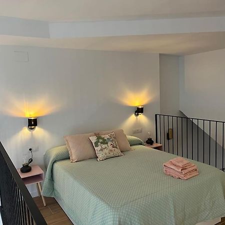 Alameda Velvet Ciudad Ciencias - Housevanlive Valencia Bagian luar foto