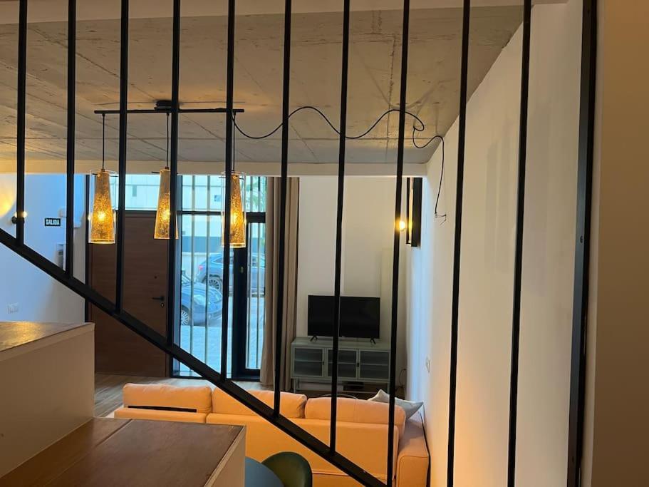 Alameda Velvet Ciudad Ciencias - Housevanlive Valencia Bagian luar foto