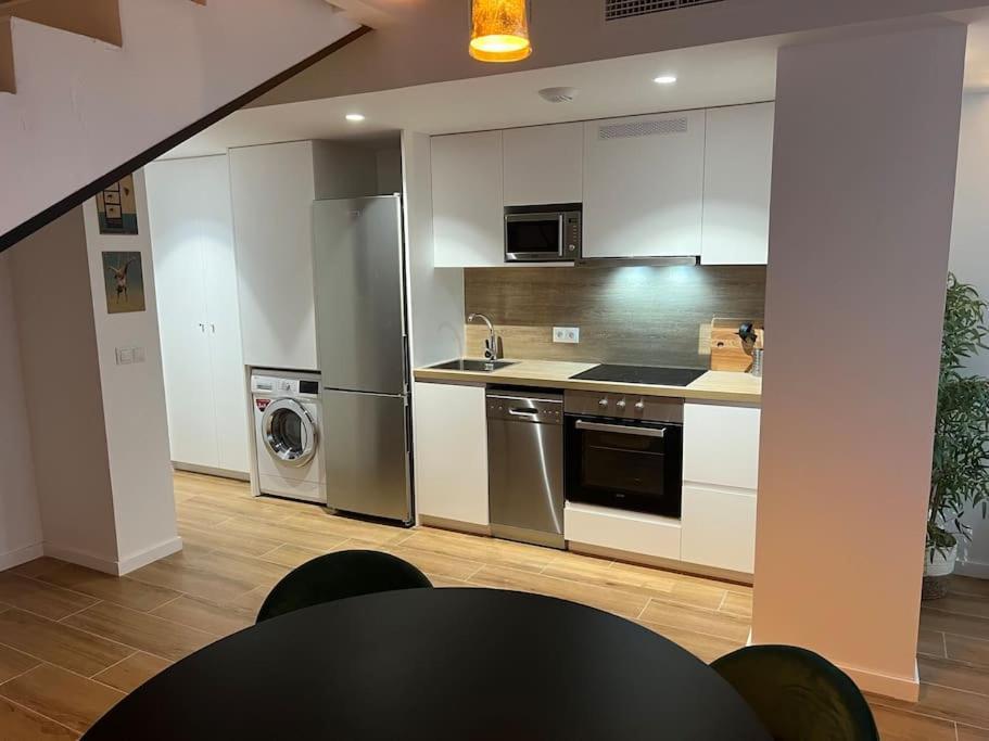 Alameda Velvet Ciudad Ciencias - Housevanlive Valencia Bagian luar foto