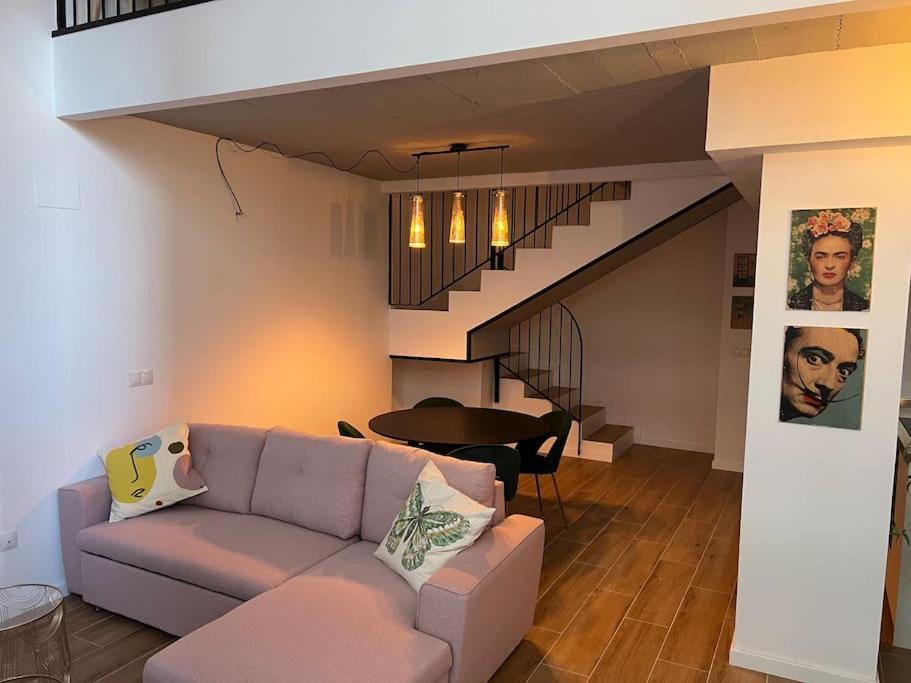 Alameda Velvet Ciudad Ciencias - Housevanlive Valencia Bagian luar foto